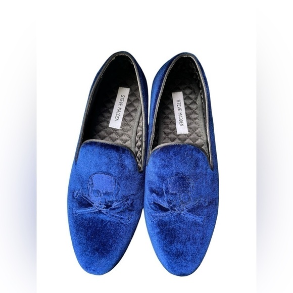 Steve Madden Other - Steve Madden Depart Blue Velvet Pirate Loafers size NiNE